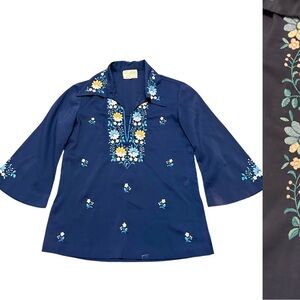 80s Vintage Floral Embroidered Deep V-Neck Butterfly Collar Hippie 70s Style Top
